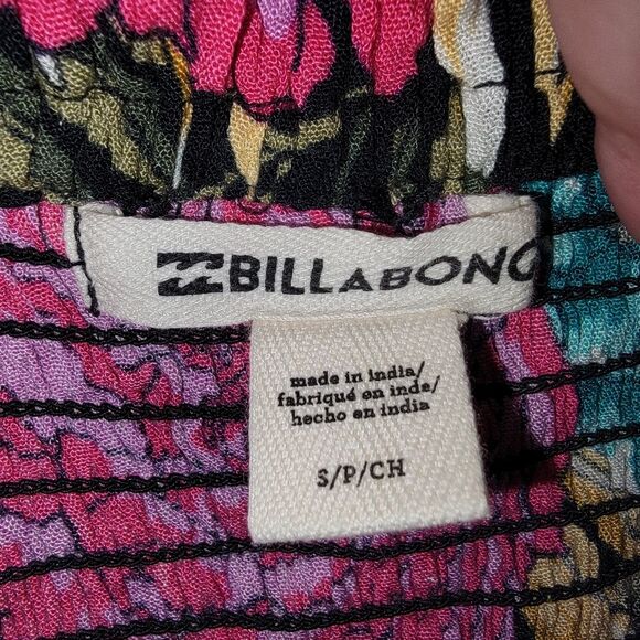 Billabong Nwt Poppy Dreams floral sleeveless romper Size Small - Picture 8 of 9